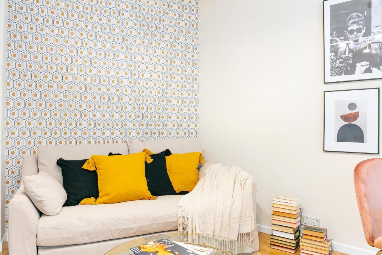 Appartamento Belmont Puerta del Sol Madrid Esterno foto