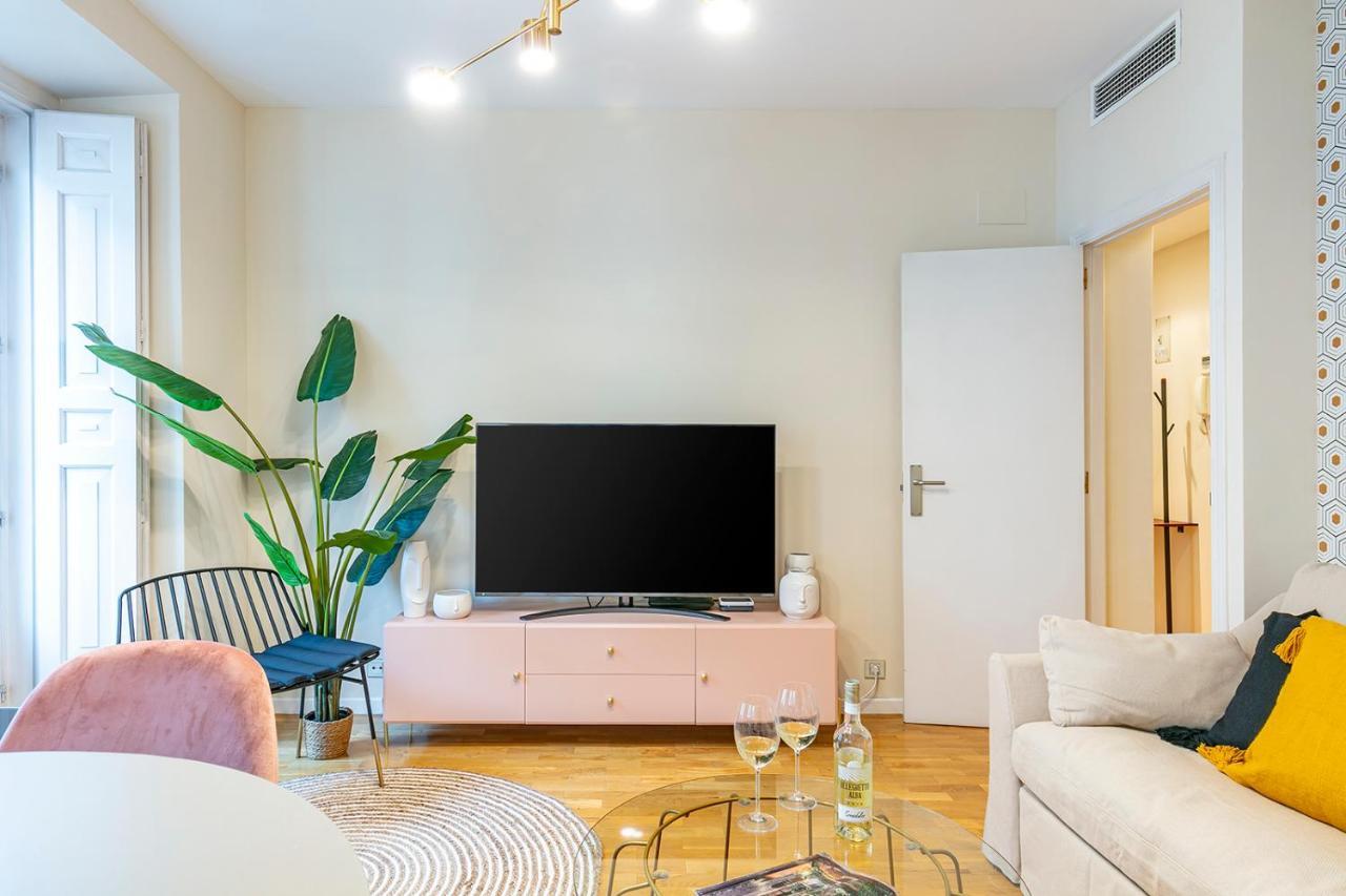 Appartamento Belmont Puerta del Sol Madrid Esterno foto